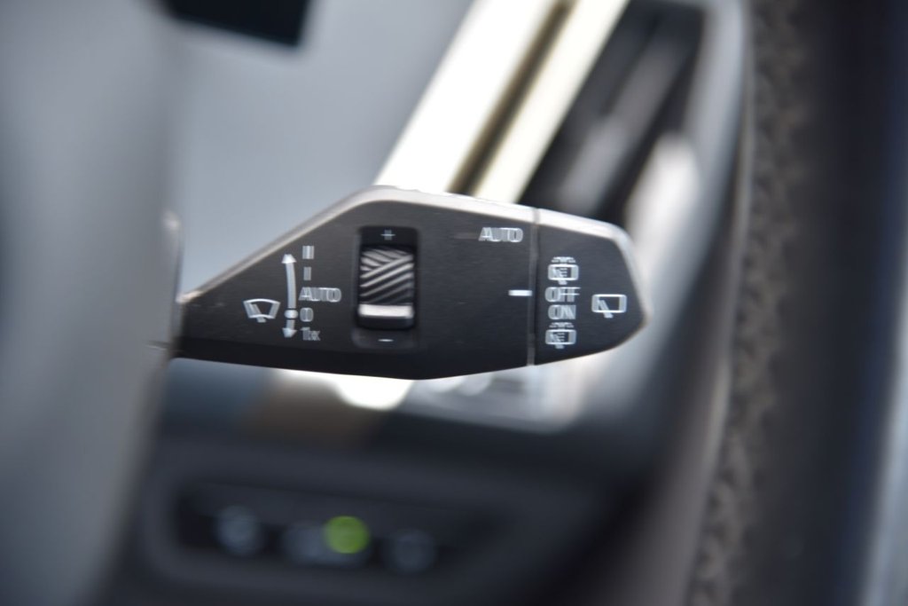 Used BMW iX 2022 for sale - 77436717: Photo 37