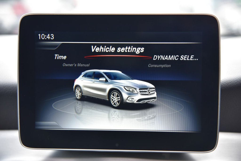 Used Mercedes-Benz GLA 2018 for sale - 76962318: Photo 42