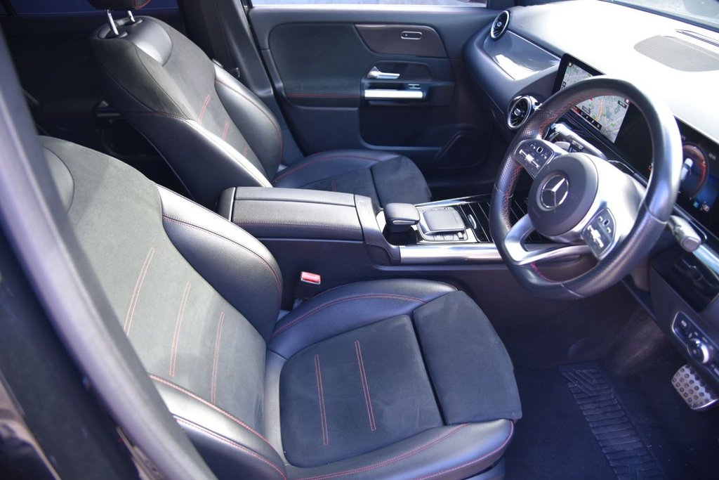Used Mercedes-Benz GLA 2021 for sale - 76375947: Photo 2