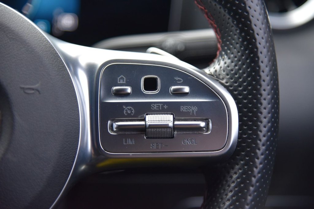 Used Mercedes-Benz GLA 2021 for sale - 76375947: Photo 32