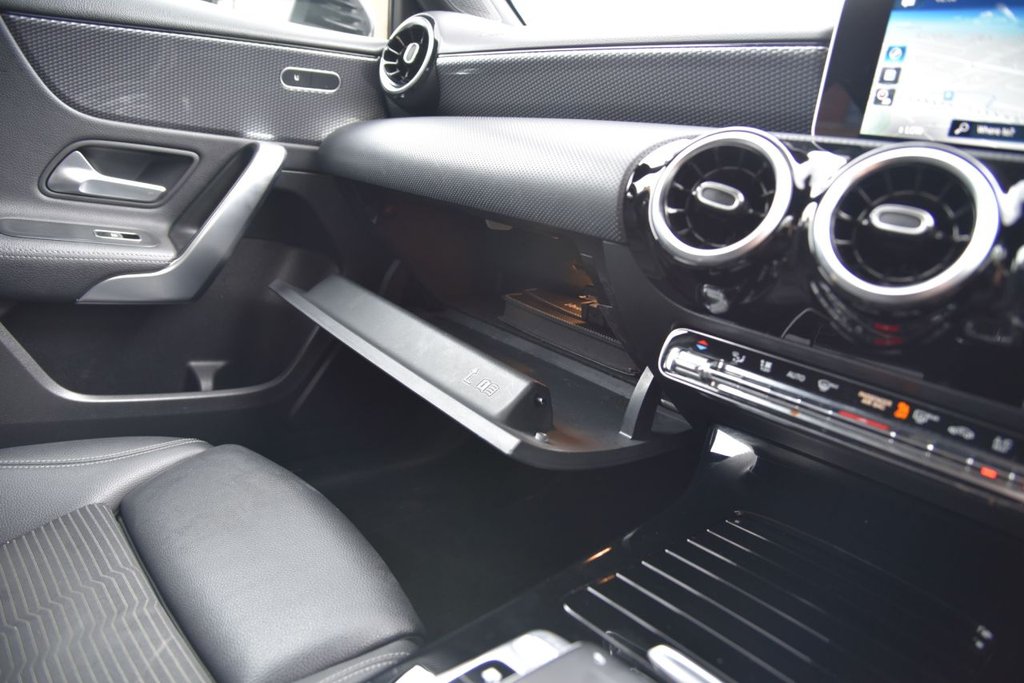Used Mercedes-Benz A-Class 2018 for sale - 75865690: Photo 45
