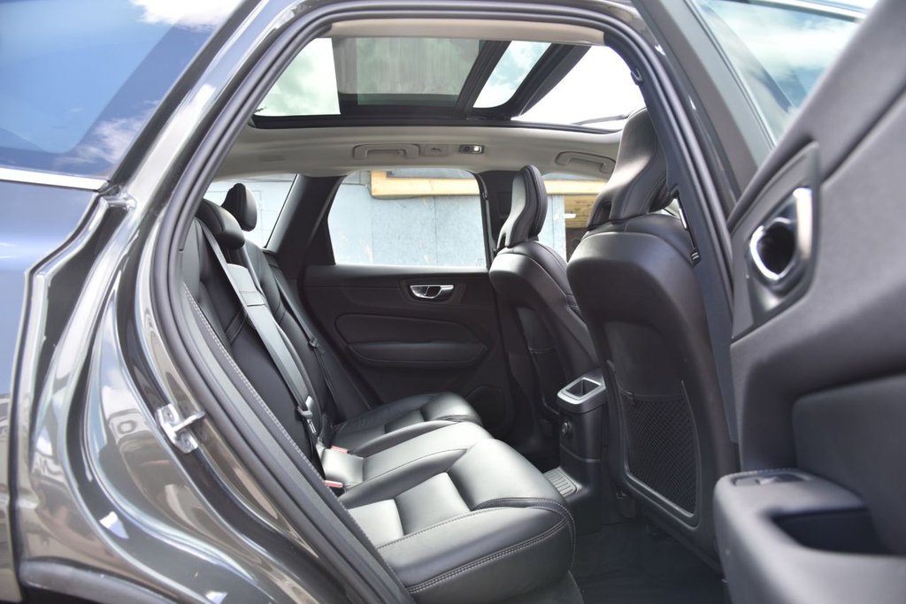 Used Volvo XC60 2021 for sale - 77498402: Photo 24