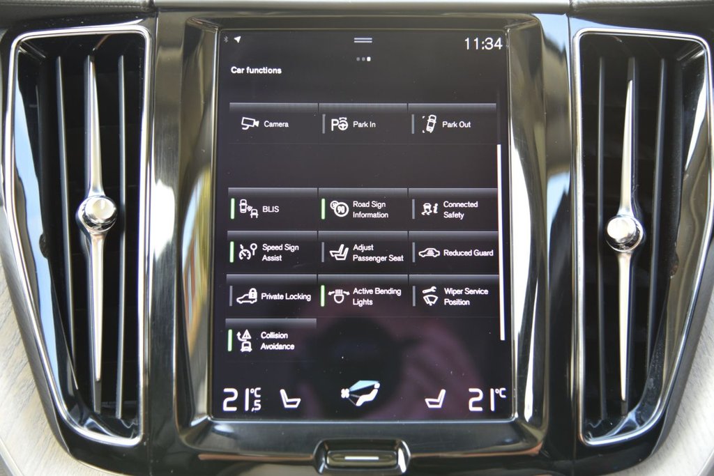 Used Volvo XC60 2021 for sale - 77498402: Photo 39