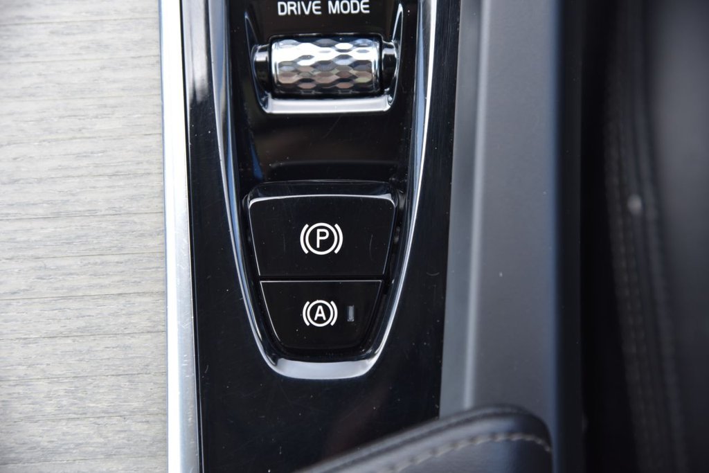 Used Volvo XC60 2021 for sale - 77498402: Photo 50