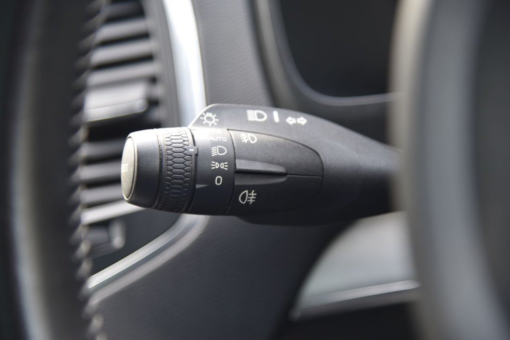 Used Volvo XC90 2016 for sale - 76670643: Photo 35