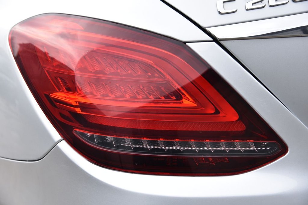 Used Mercedes-Benz C Class 2020 for sale - 76670531: Photo 17