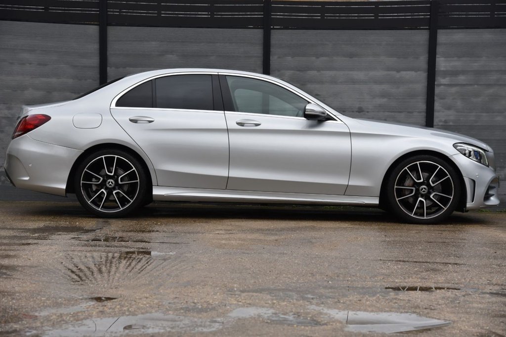 Used Mercedes-Benz C Class 2020 for sale - 76670531: Photo 8