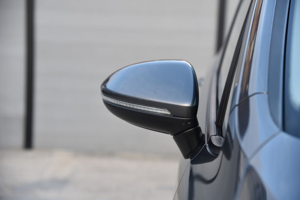 Used Volkswagen Touran 2016 for sale - 76386458: Photo 14