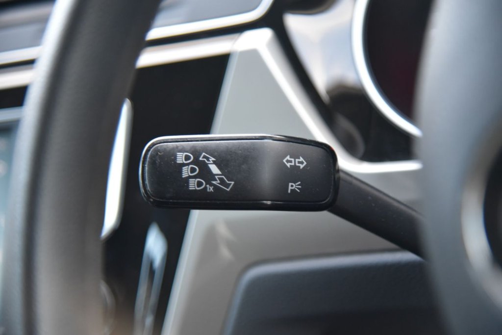 Used Volkswagen Touran 2016 for sale - 76386458: Photo 31