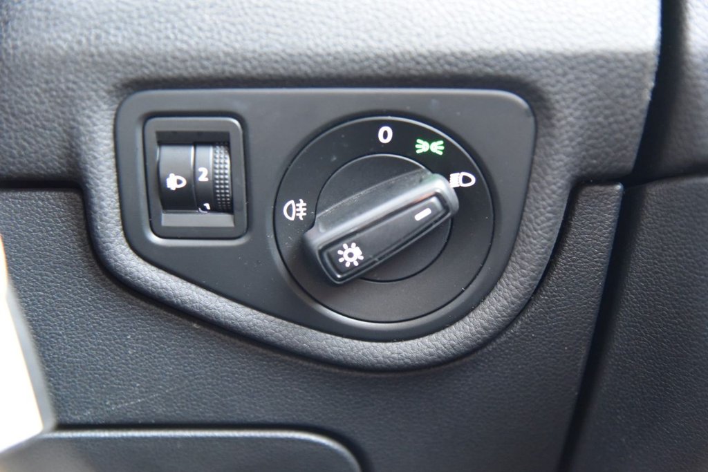 Used Volkswagen Touran 2016 for sale - 76386458: Photo 33