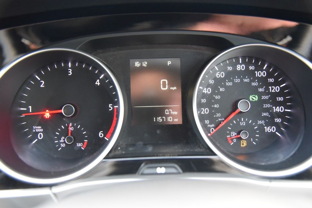 Used Volkswagen Touran 2016 for sale - 76386458: Photo 34