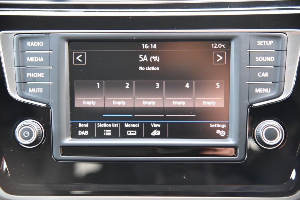 Used Volkswagen Touran 2016 for sale - 76386458: Photo 37