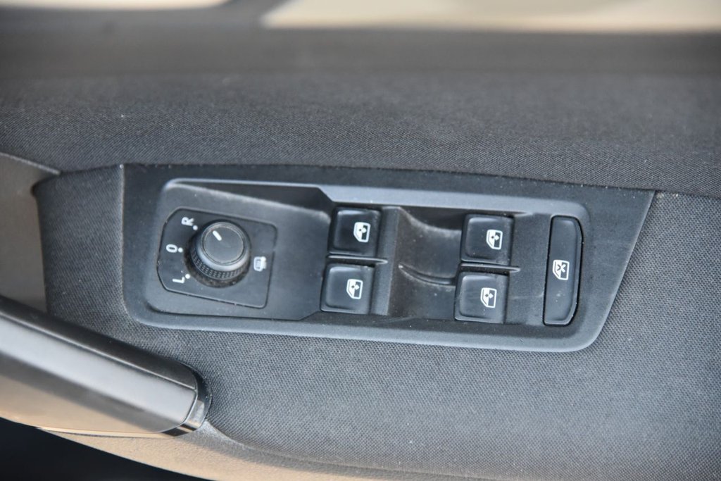 Used Volkswagen Touran 2016 for sale - 76386458: Photo 47