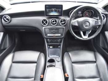 Used Mercedes-Benz A-Class 2015 for sale - 74936616: Photo