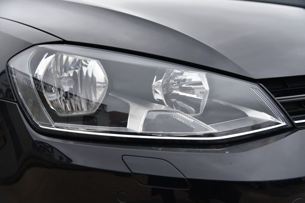 Used Volkswagen Golf 2017 for sale - 76665833: Photo 12