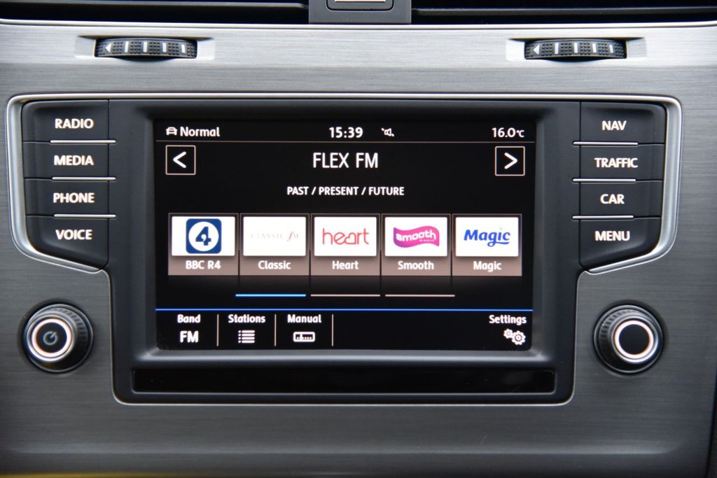 Used Volkswagen Golf 2017 for sale - 76665833: Photo 37