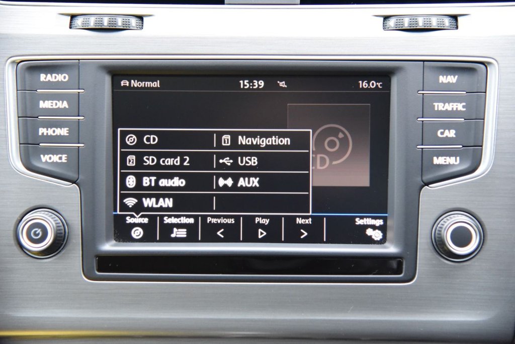 Used Volkswagen Golf 2017 for sale - 76665833: Photo 38