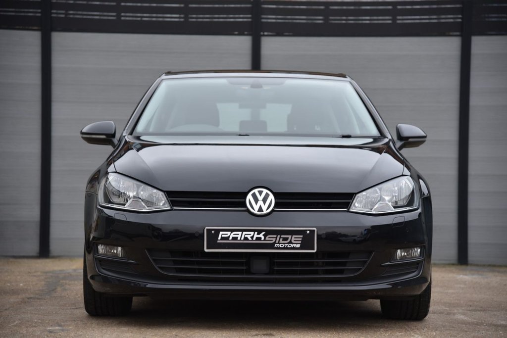 Used Volkswagen Golf 2017 for sale - 76665833: Photo 4