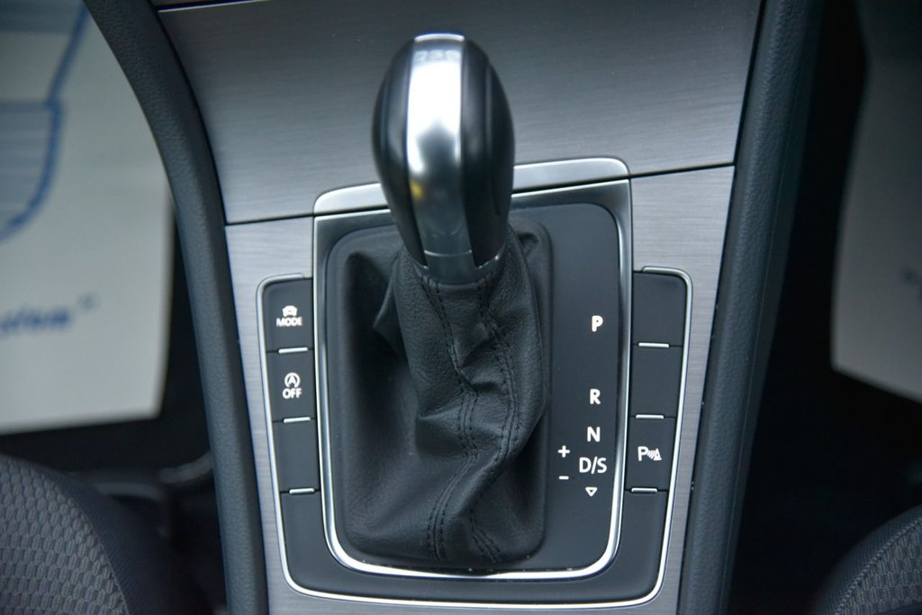 Used Volkswagen Golf 2017 for sale - 76665833: Photo 47