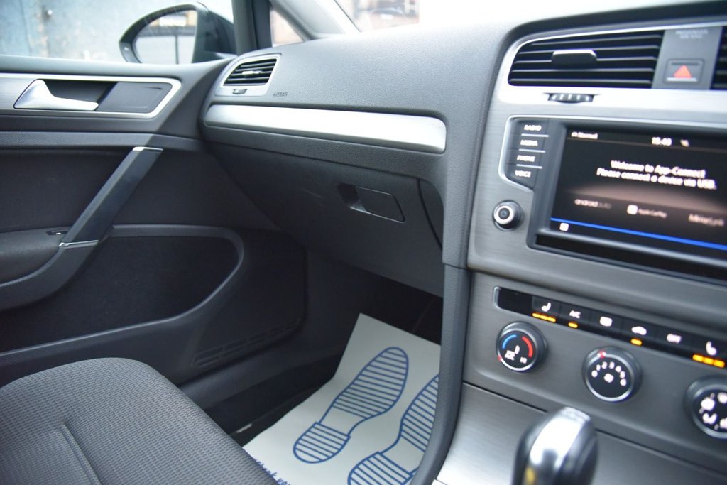 Used Volkswagen Golf 2017 for sale - 76665833: Photo 49