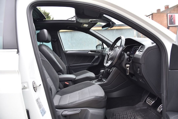 Used Volkswagen Tiguan 2018 for sale - 76245178: Photo 2
