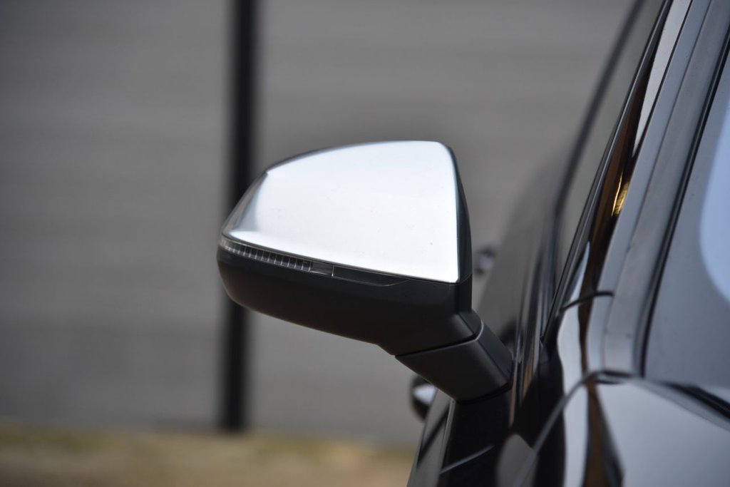 Used Audi SQ7 2018 for sale - 76855204: Photo 15