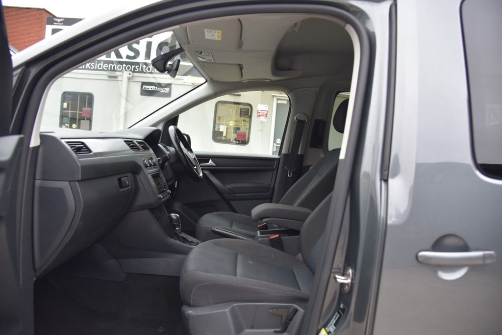 Used Volkswagen Caddy Maxi Life 2018 for sale - 76632058: Photo 21