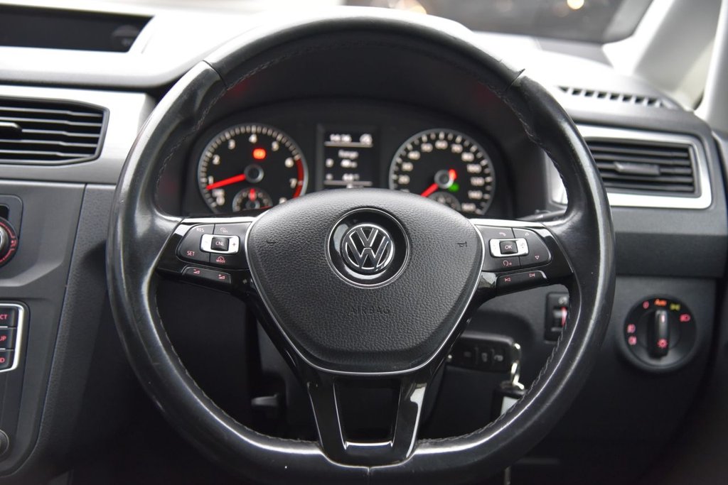 Used Volkswagen Caddy Maxi Life 2018 for sale - 76632058: Photo 31