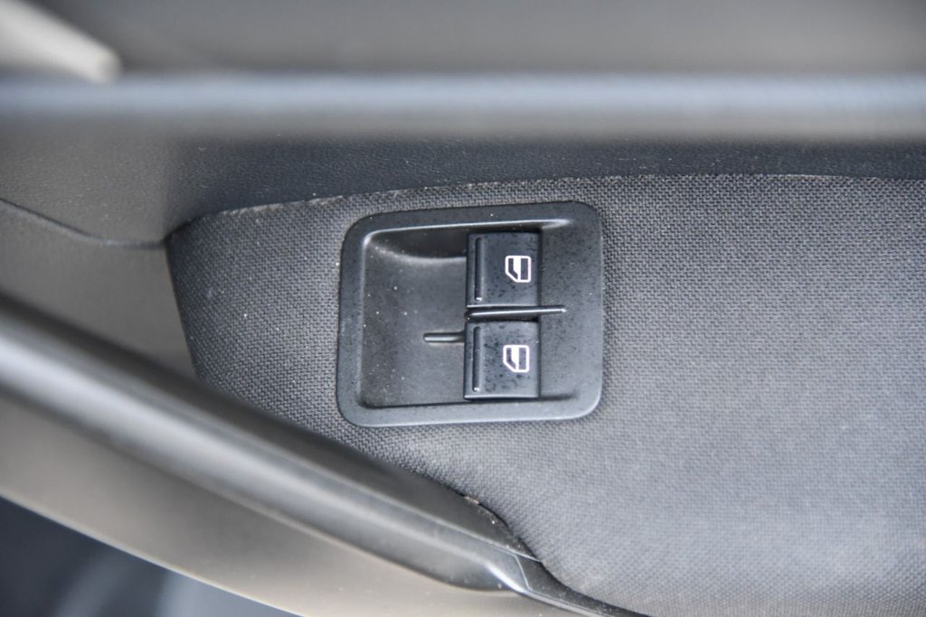 Used Volkswagen Caddy Maxi Life 2018 for sale - 76632058: Photo 47