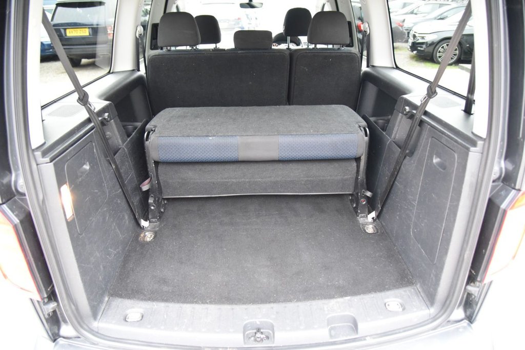 Used Volkswagen Caddy Maxi Life 2018 for sale - 76632058: Photo 50