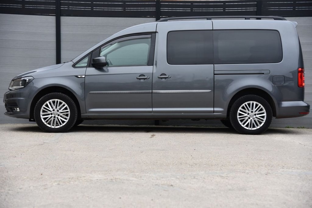 Used Volkswagen Caddy Maxi Life 2018 for sale - 76632058: Photo 7