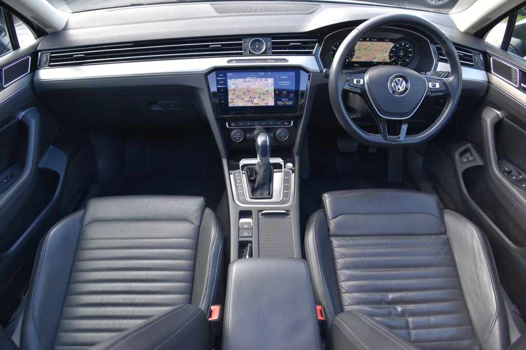 Used Volkswagen Passat 2018 for sale - 77748148: Photo 2