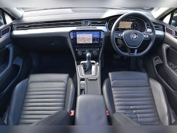 Used Volkswagen Passat 2018 for sale - 77748148: Photo