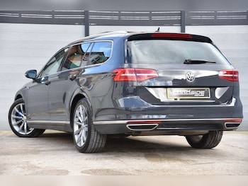 Used Volkswagen Passat 2018 for sale - 77748148: Photo