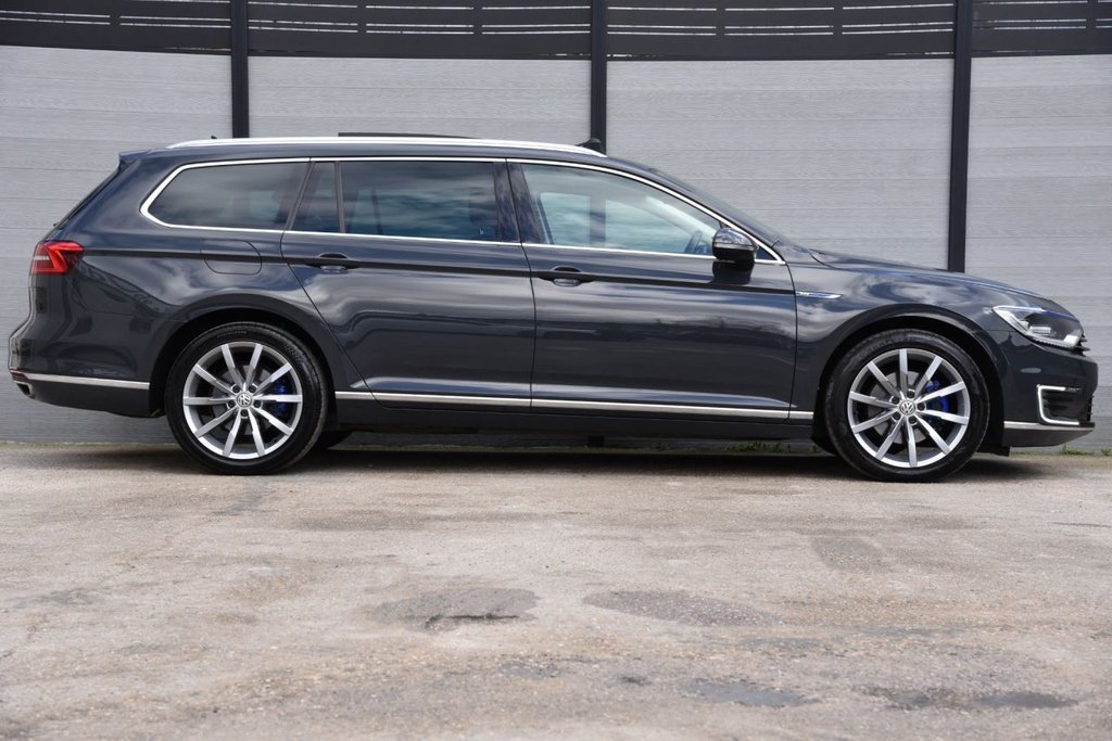Used Volkswagen Passat 2018 for sale - 77748148: Photo 8
