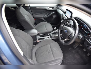 Used Ford Focus 2019 for sale - 75020479: Photo