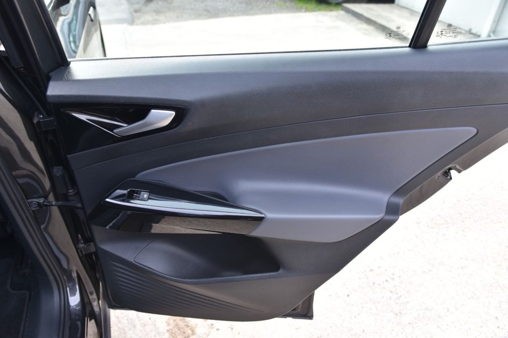 Used Volkswagen ID.4 2022 for sale - 77879460: Photo 46