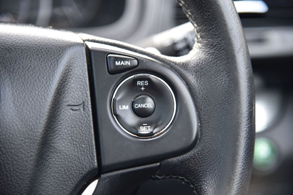 Used Honda CR-V 2016 for sale - 76111885: Photo 31