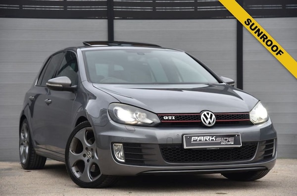 Used Volkswagen Golf 2010 for sale - 76327887: Photo 1