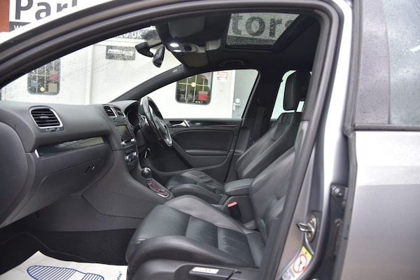 Used Volkswagen Golf 2010 for sale - 76327887: Photo 22