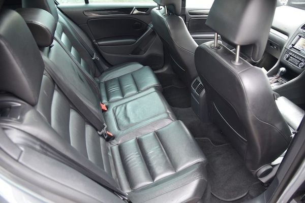 Used Volkswagen Golf 2010 for sale - 76327887: Photo 25