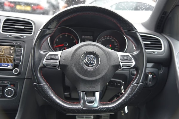 Used Volkswagen Golf 2010 for sale - 76327887: Photo 29