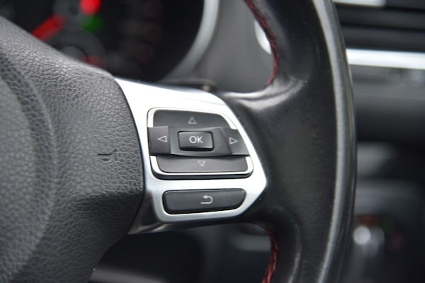 Used Volkswagen Golf 2010 for sale - 76327887: Photo 30