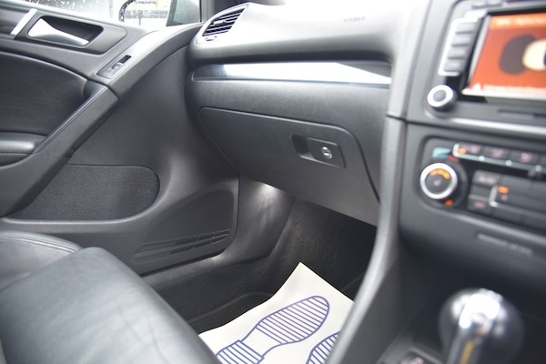 Used Volkswagen Golf 2010 for sale - 76327887: Photo 45