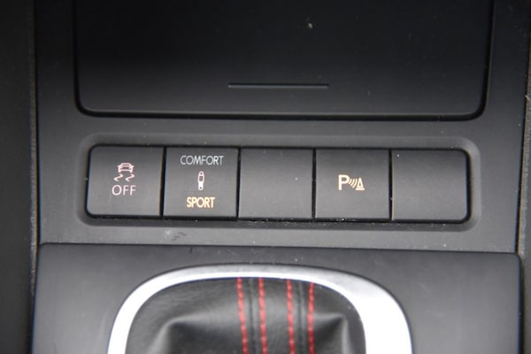 Used Volkswagen Golf 2010 for sale - 76327887: Photo 46