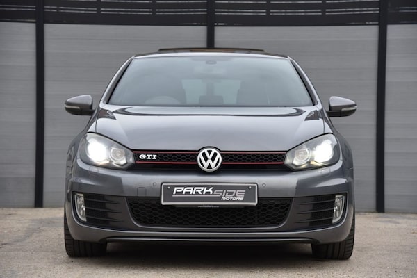 Used Volkswagen Golf 2010 for sale - 76327887: Photo 4
