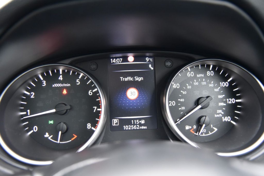 Used Nissan Qashqai 2018 for sale - 76670627: Photo 41