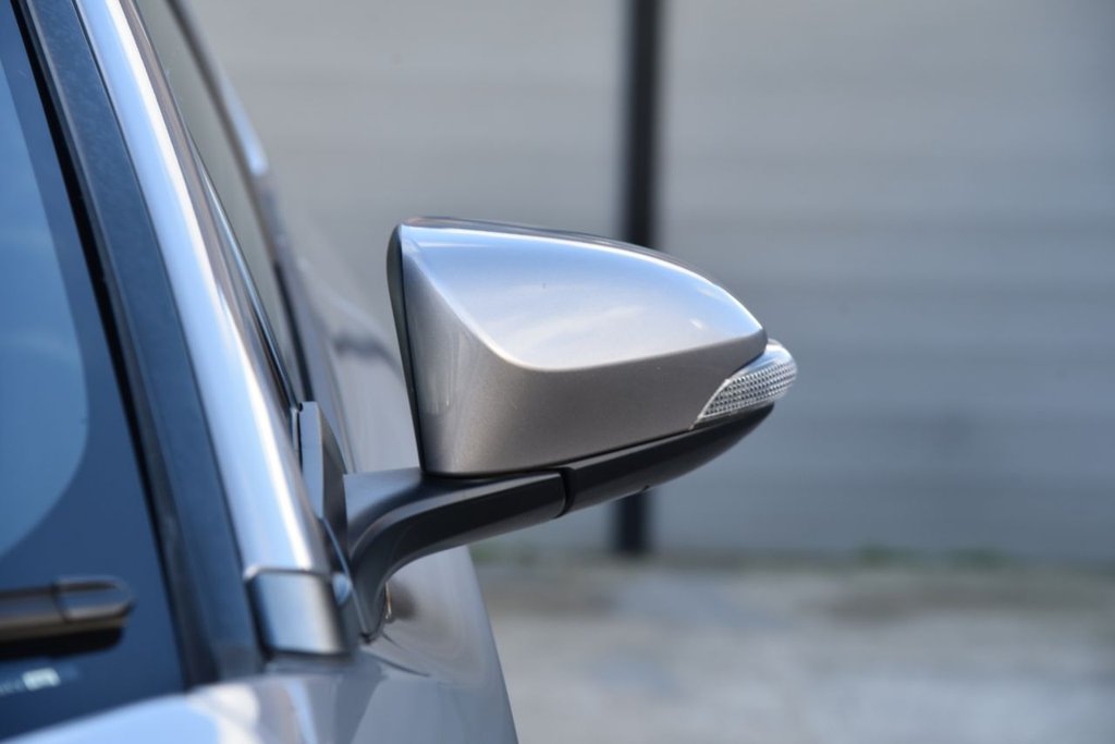 Used Toyota C-HR 2018 for sale - 76670540: Photo 16