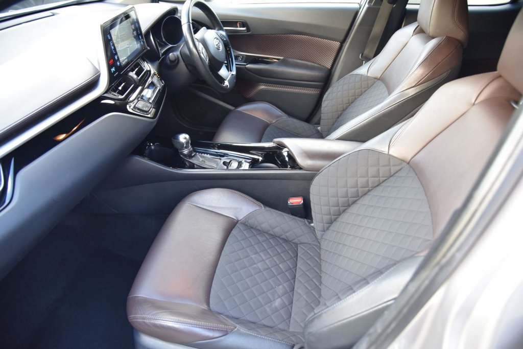 Used Toyota C-HR 2018 for sale - 76670540: Photo 21