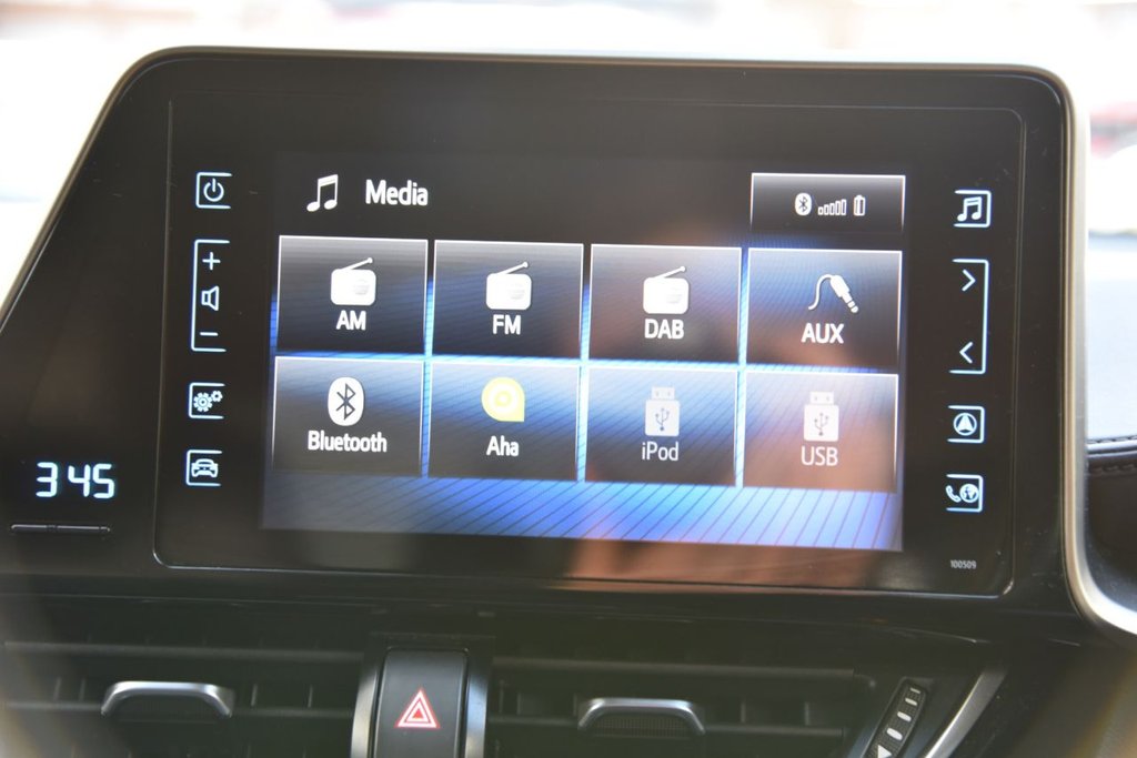 Used Toyota C-HR 2018 for sale - 76670540: Photo 36